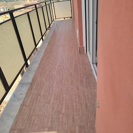 Gierre Apartmán *